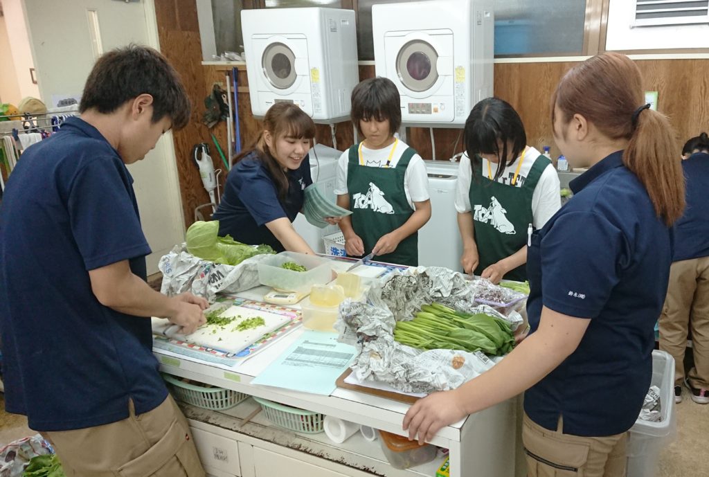 飼育体験！のサムネイル画像